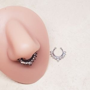 Two Fake Septum Ring, Nose Clicker Non Piercing